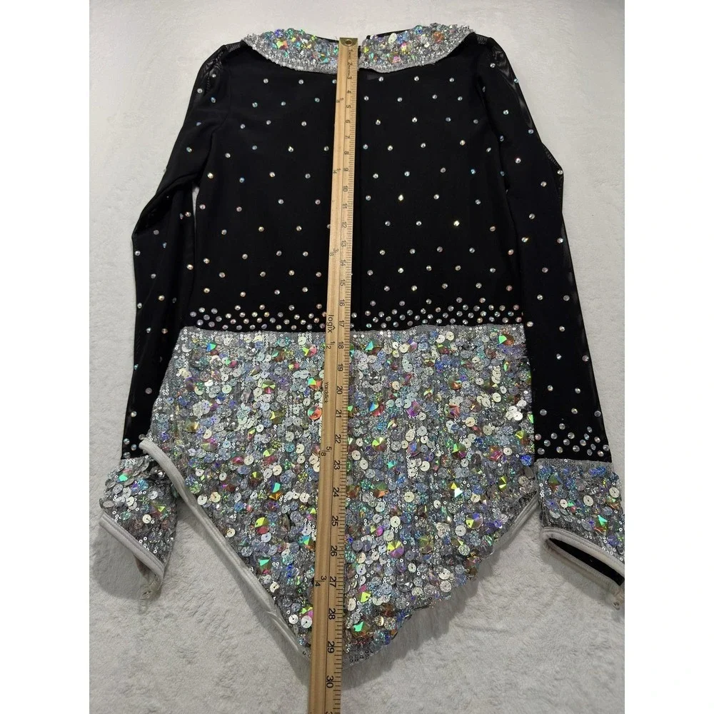 The Unbranded Brand glamour costumes
